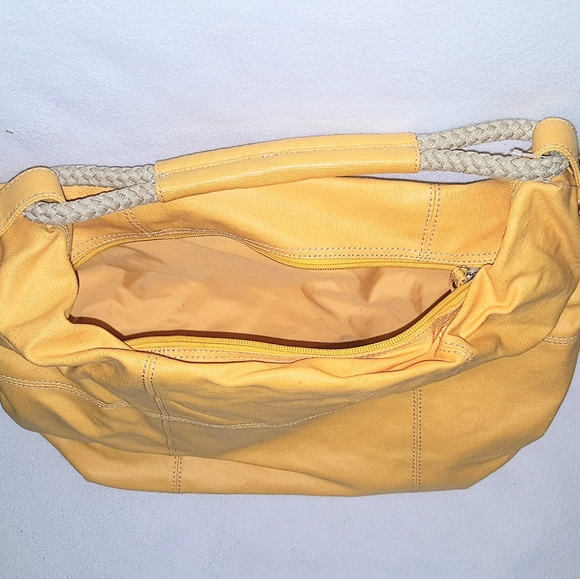 Large hand women purse with long Neckless - Picture 2 of 5